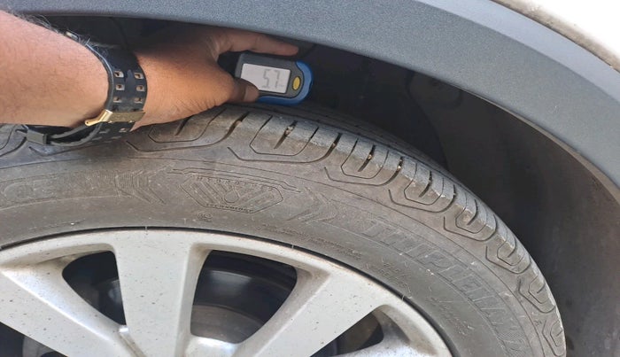 2023 MG ASTOR SMART 1.5 CVT, Petrol, Automatic, 17,550 km, tyre