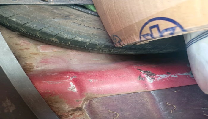 2013 Hyundai i10 SPORTZ 1.2, Petrol, Manual, 1,09,077 km, tyre