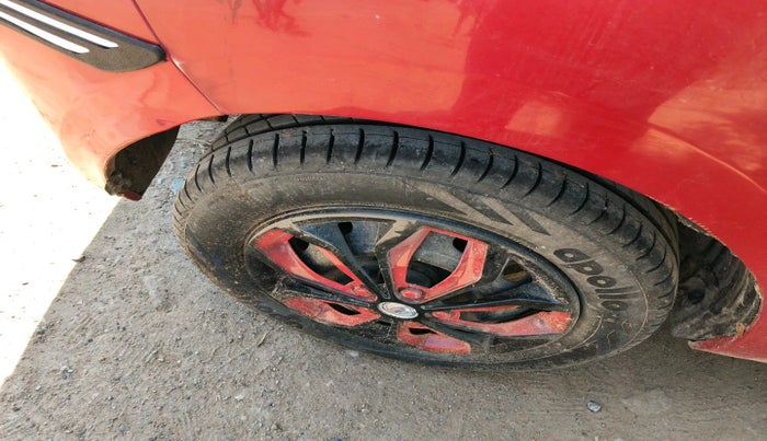 2017 Tata Tiago WIZZ EDITION PETROL, Petrol, Manual, 47,452 km, tyre