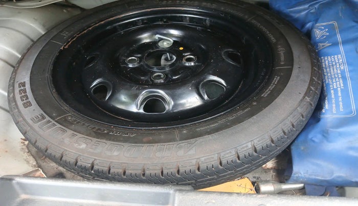 2016 Maruti Alto K10 VXI AMT, Petrol, Automatic, 1,26,534 km, tyre