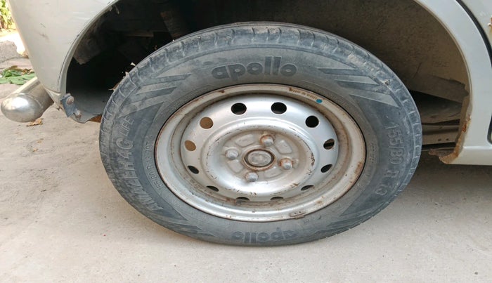 2013 Maruti Wagon R 1.0 LXI CNG, Petrol, Manual, 75,290 km, tyre