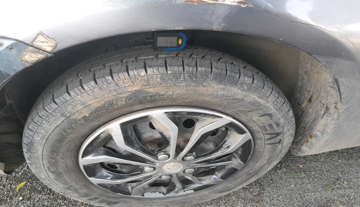 2014 Maruti Swift Dzire VDI, Diesel, Manual, 1,02,782 km, tyre