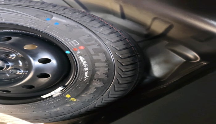 2023 Maruti Alto K10 VXI PLUS AMT, Petrol, Automatic, 1,869 km, tyre