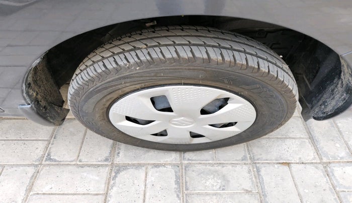 2023 Maruti Alto K10 VXI PLUS AMT, Petrol, Automatic, 1,869 km, tyre