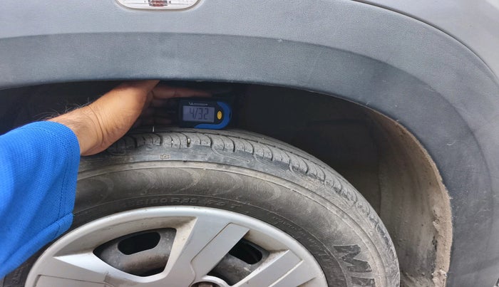 2016 Renault Kwid RXL, Petrol, Manual, 47,149 km, tyre