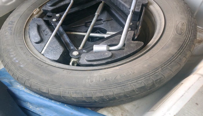 2018 Tata NEXON XM PETROL, Petrol, Manual, 59,476 km, tyre