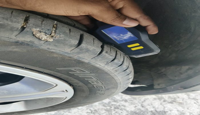 2018 Tata NEXON XM PETROL, Petrol, Manual, 59,476 km, tyre