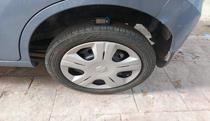 2011 Maruti Wagon R 1.0 VXI, Petrol, Manual, 84,287 km, tyre