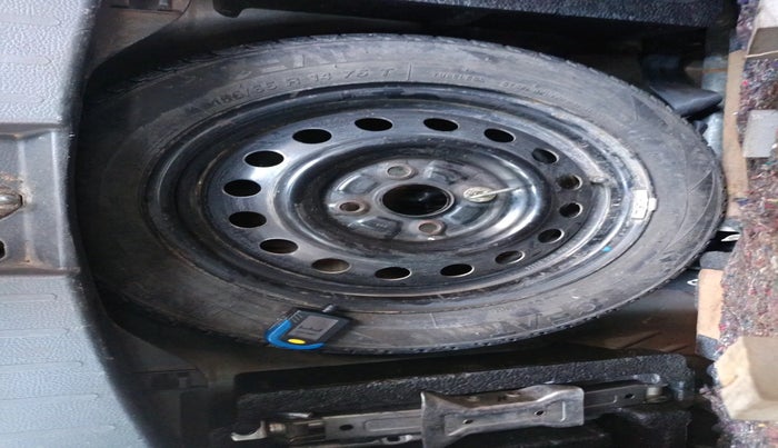 2011 Maruti Wagon R 1.0 VXI, Petrol, Manual, 84,287 km, tyre