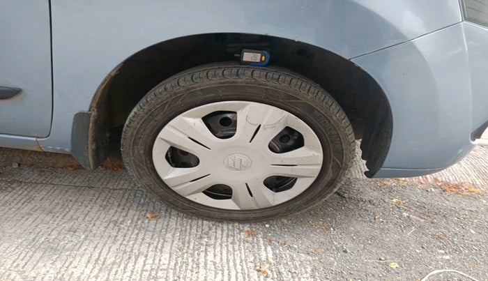 2011 Maruti Wagon R 1.0 VXI, Petrol, Manual, 84,287 km, tyre