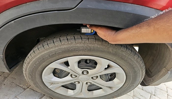 2021 KIA SONET HTE 1.2, Petrol, Manual, 13,112 km, tyre