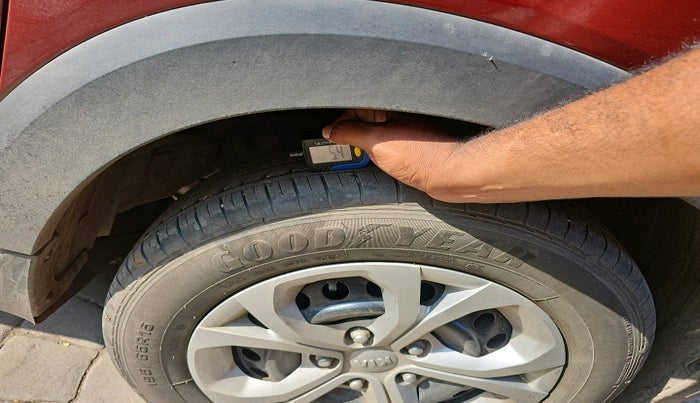 2021 KIA SONET HTE 1.2, Petrol, Manual, 13,112 km, tyre