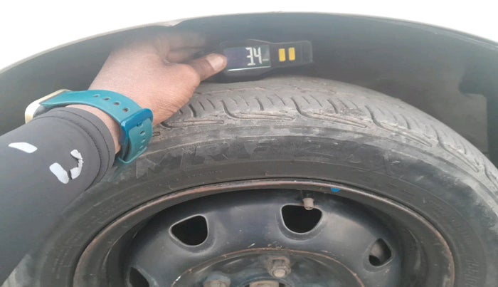 2018 Maruti Alto K10 VXI (O) AMT, Petrol, Automatic, 1,42,722 km, tyre