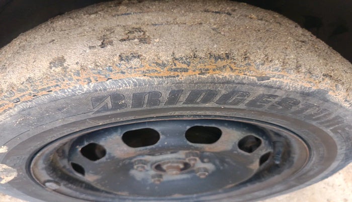 2010 Ford Figo EXI 1.4 DIESEL, Diesel, Manual, 1,43,876 km, tyre