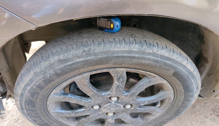 2014 Honda Amaze 1.2L I-VTEC VX, Petrol, Manual, 1,68,336 km, tyre