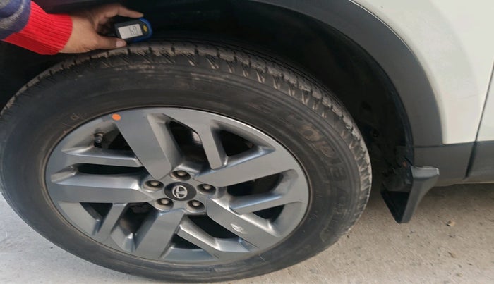 2022 Tata Safari XT PLUS, Diesel, Manual, 32,613 km, tyre