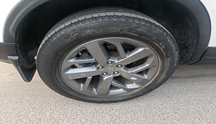 2022 Tata Safari XT PLUS, Diesel, Manual, 32,613 km, tyre