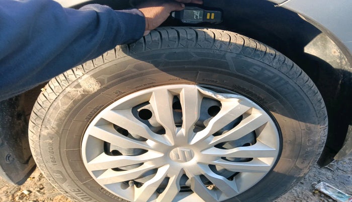 2020 Maruti Dzire VXI, Petrol, Manual, 41,000 km, tyre