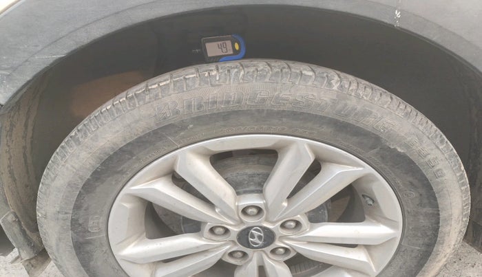 2017 Hyundai Creta SX PLUS 1.6 PETROL, Petrol, Manual, 90,924 km, tyre