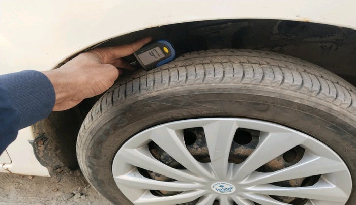 2012 Maruti Wagon R 1.0 LXI CNG, Petrol, Manual, 93,379 km, tyre