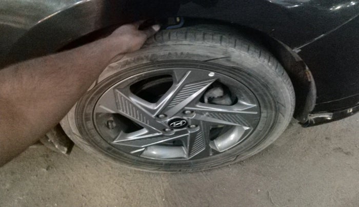 2021 Hyundai Verna SX 1.5 CRDI, Diesel, Manual, 92,447 km, tyre