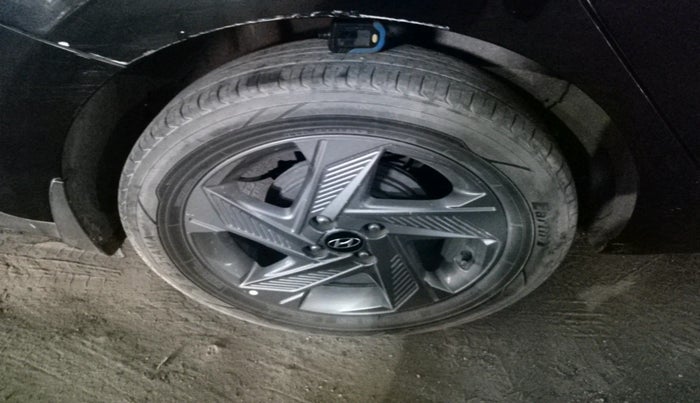 2021 Hyundai Verna SX 1.5 CRDI, Diesel, Manual, 92,447 km, tyre