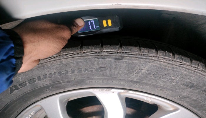 2016 Honda Amaze 1.2L I-VTEC VX, Petrol, Manual, 1,97,879 km, tyre