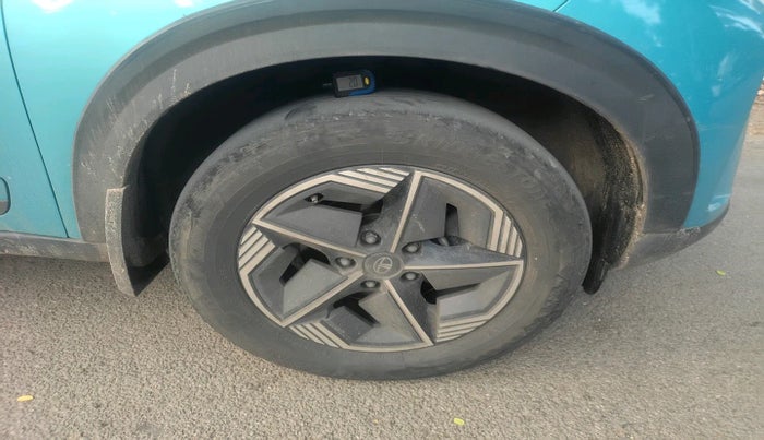 2023 Tata NEXON CREATIVE + 1.5 DIESEL, Diesel, Manual, 62,017 km, tyre