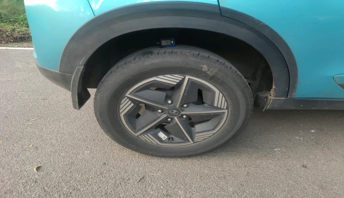 2023 Tata NEXON CREATIVE + 1.5 DIESEL, Diesel, Manual, 62,017 km, tyre