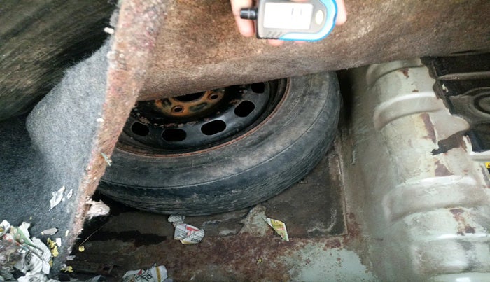 2010 Ford Fiesta EXI 1.4 DIESEL, Diesel, Manual, 97,563 km, tyre