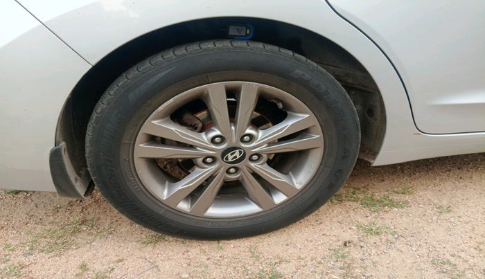 2018 Hyundai New Elantra 1.6 SX (O) AT DIESEL, Diesel, Automatic, 1,33,118 km, tyre