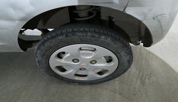 2016 Tata Nano TWIST XTA, Petrol, Automatic, 34,592 km, tyre