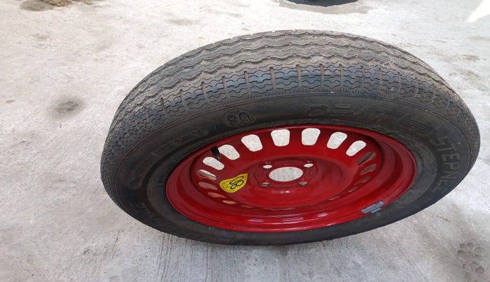 2021 Nissan MAGNITE XL, Petrol, Manual, 30,201 km, tyre