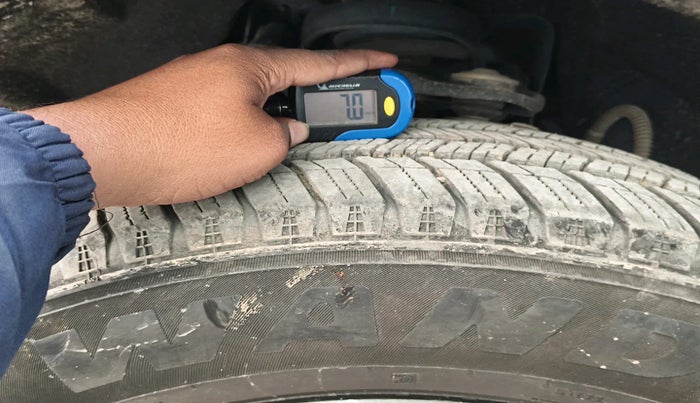 2023 Mahindra SCORPIO-N Z8 L DIESEL AT 2WD 7 STR, Diesel, Automatic, 1,31,970 km, tyre