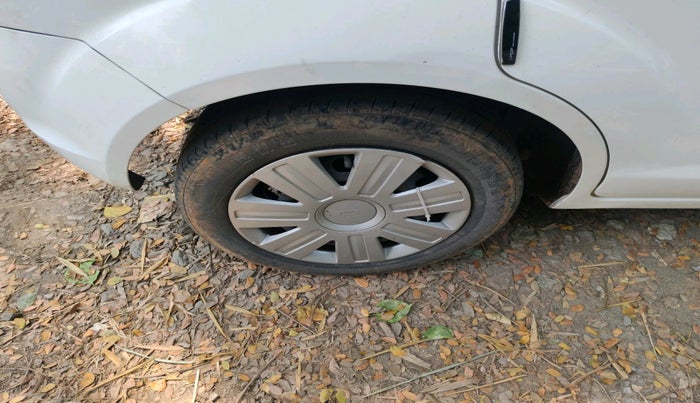 2010 Ford Figo ZXI 1.2 PETROL, Petrol, Manual, 59,463 km, tyre