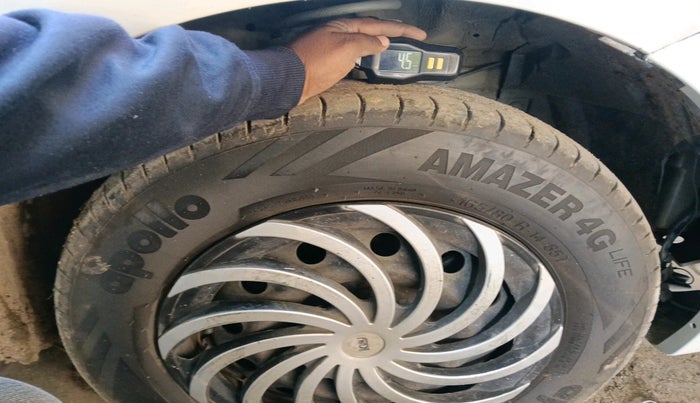 2015 Maruti Swift Dzire VDI, Diesel, Manual, 88,968 km, tyre