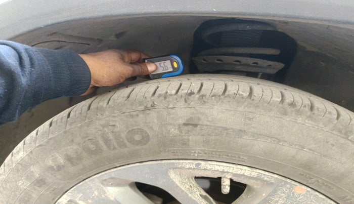 2022 Tata Safari XT, Diesel, Manual, 65,300 km, tyre