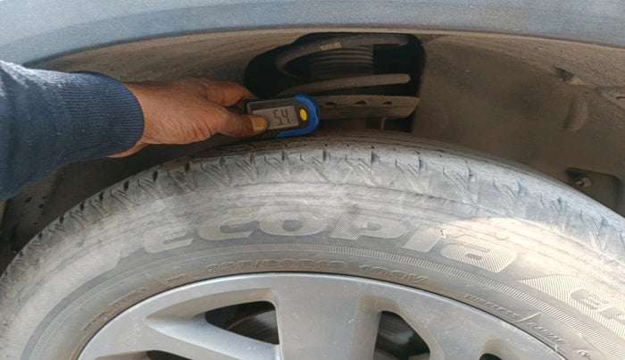 2022 Tata Safari XT, Diesel, Manual, 65,300 km, tyre