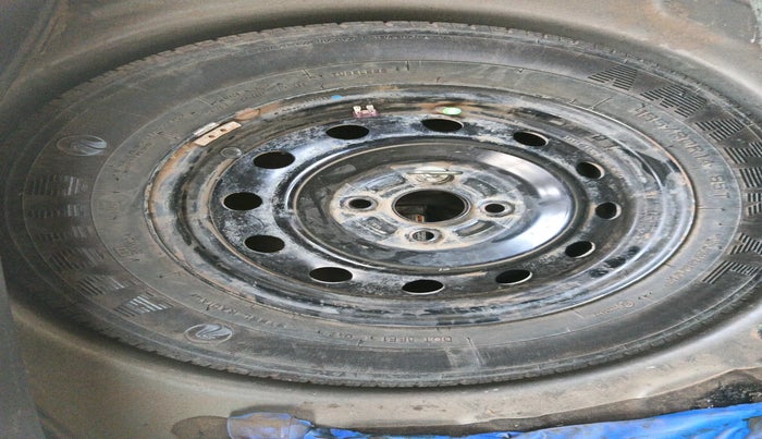 2013 Maruti Ritz VDI, Diesel, Manual, 1,77,152 km, tyre