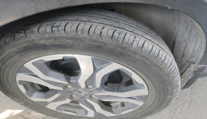 2017 Honda WR-V 1.5L I-DTEC VX MT, Diesel, Manual, 81,139 km, tyre