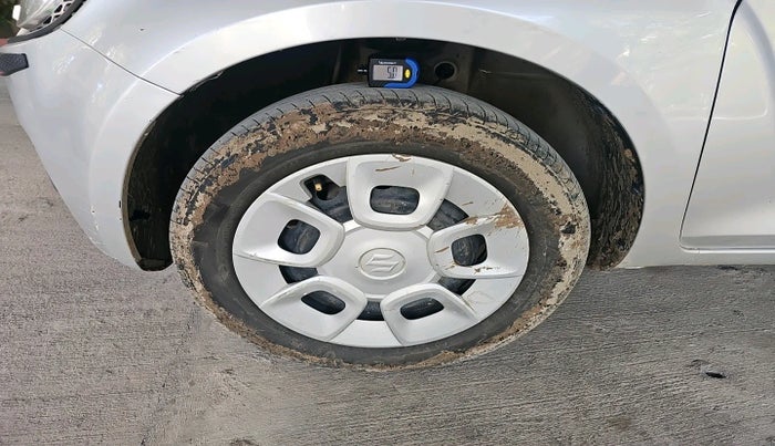 2018 Maruti IGNIS DELTA 1.2 AMT, Petrol, Automatic, 1,89,621 km, tyre