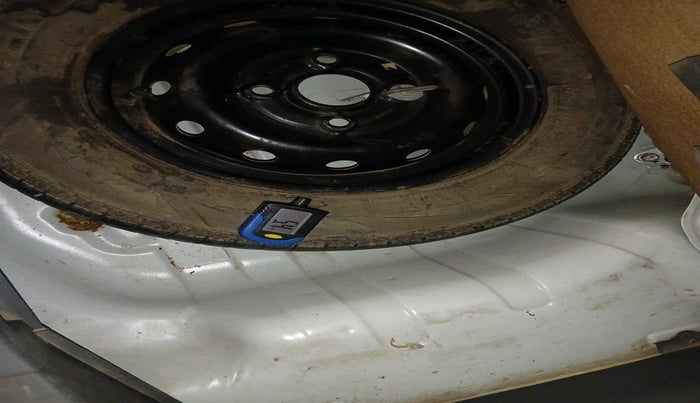 2013 Maruti Alto 800 LXI, Petrol, Manual, 19,880 km, tyre