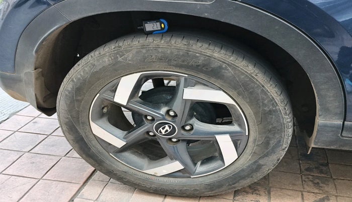 2021 Hyundai VENUE SX 1.0 TURBO, Petrol, Manual, 27,523 km, tyre