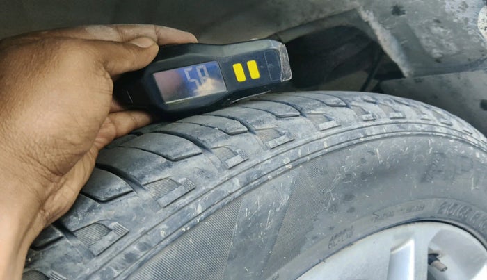 2016 Mahindra NUVOSPORT N8, Diesel, Manual, 1,27,138 km, tyre