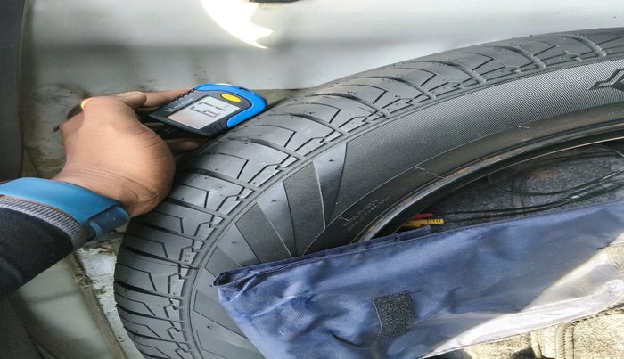 2020 Hyundai Creta E 1.5 DIESEL, Diesel, Manual, 98,147 km, tyre