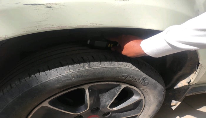 2013 Renault Duster 110 PS RXL DIESEL, Diesel, Manual, 1,40,145 km, tyre