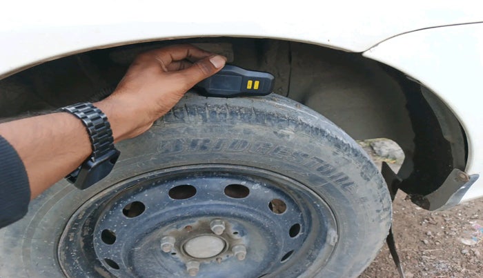 2011 Tata Indigo ECS LX CR4, Diesel, Manual, 2,07,928 km, tyre