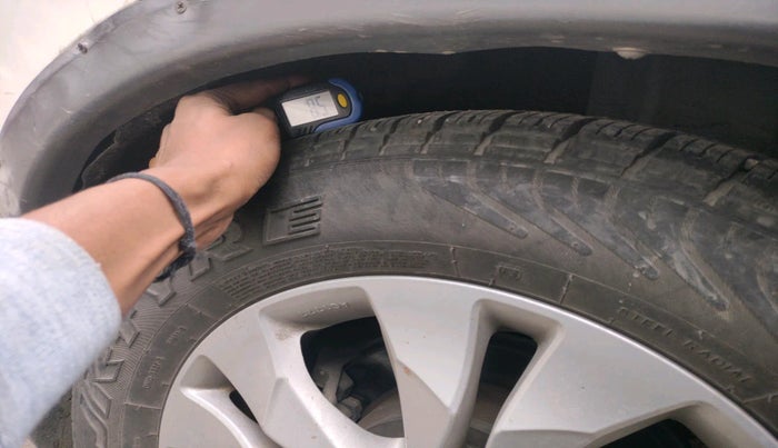 2014 Honda CRV 2.4 AWD AT, Petrol, Automatic, 1,10,652 km, tyre