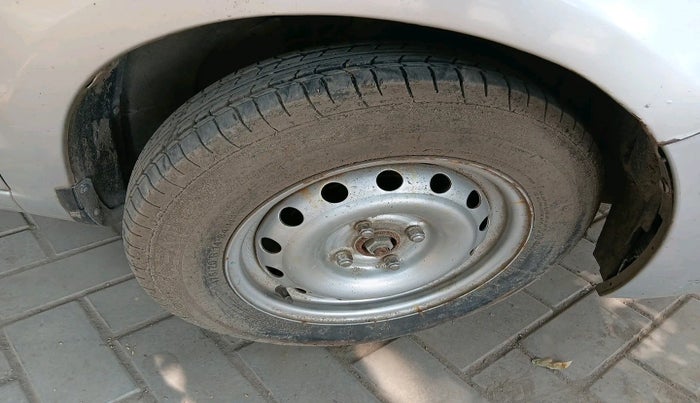 2014 Chevrolet Sail 1.2 LT ABS, Petrol, Manual, 62,934 km, tyre