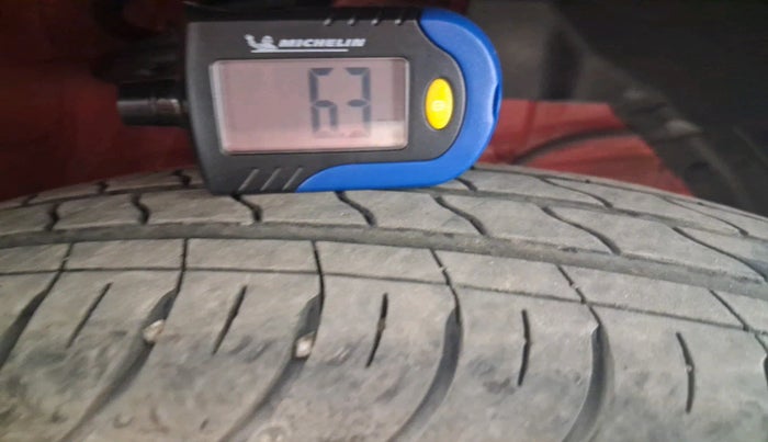 2025 Maruti Swift VXi (O) AMT, Petrol, Automatic, 745 km, tyre